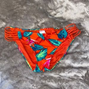 Tropical print bikini bottom.